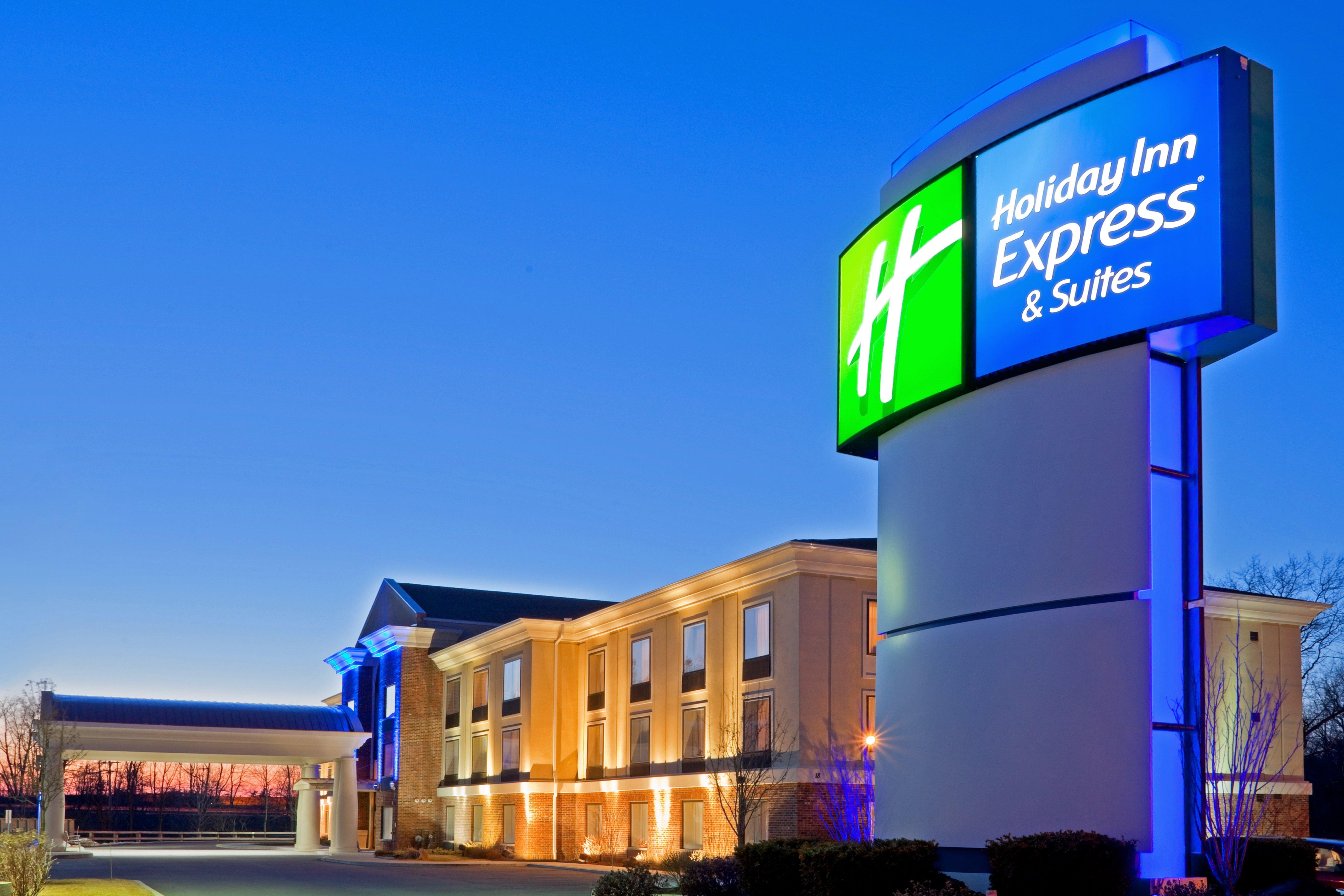 Holiday Inn Express Hotel & Suites Clifton Park By Ihg Exterior photo