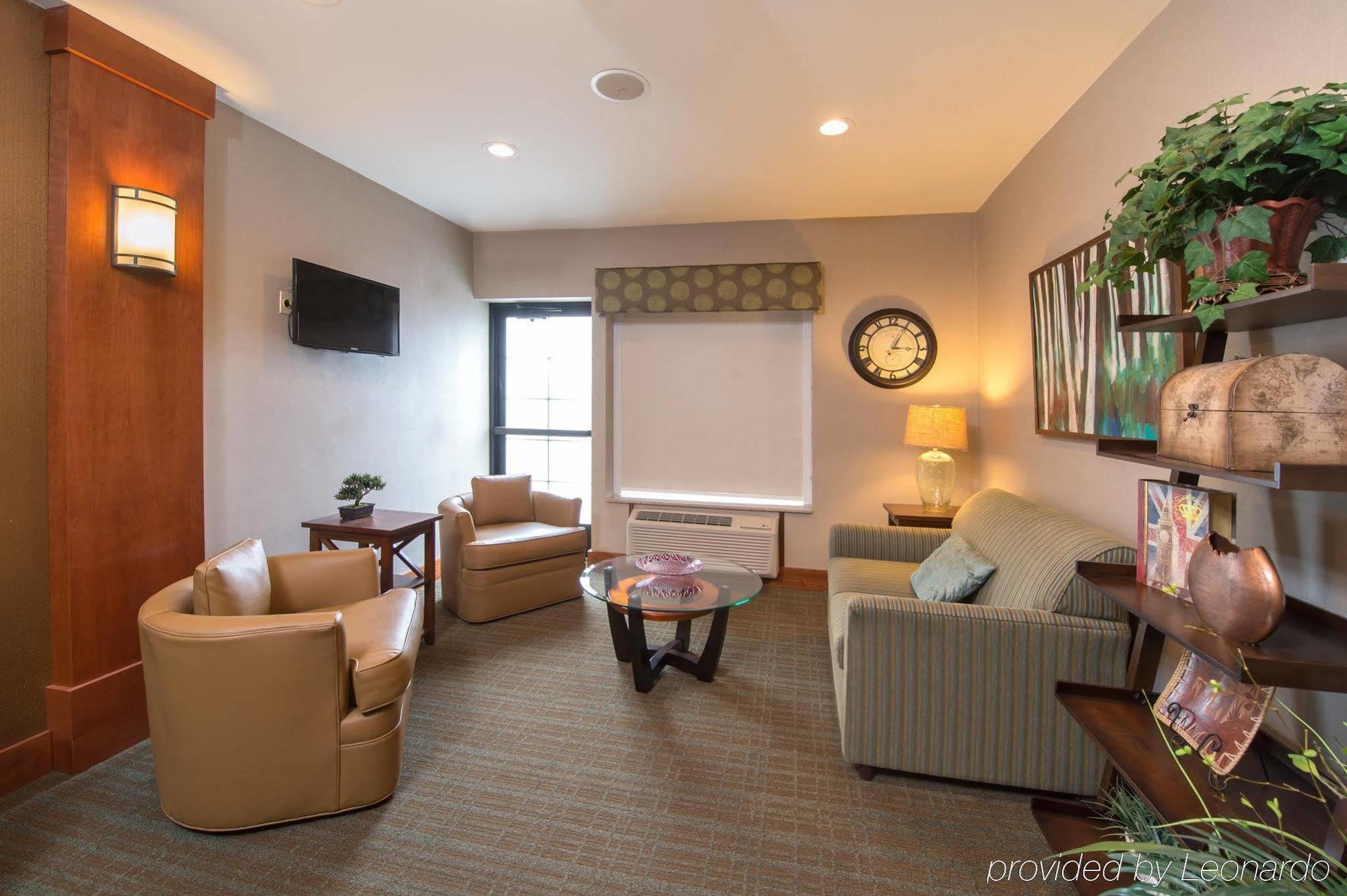 Holiday Inn Express Hotel & Suites Clifton Park By Ihg Exterior photo